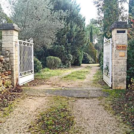 Haus Zypresse * Saint-Saturnin-les-Apt