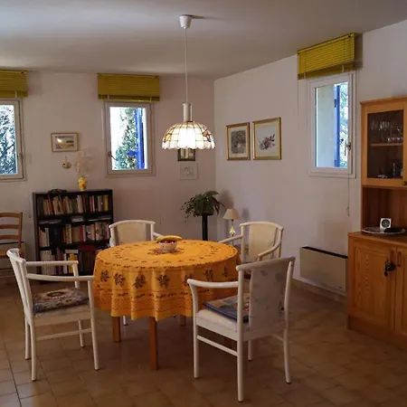 Holiday home Haus Zypresse Saint-Saturnin-les-Apt